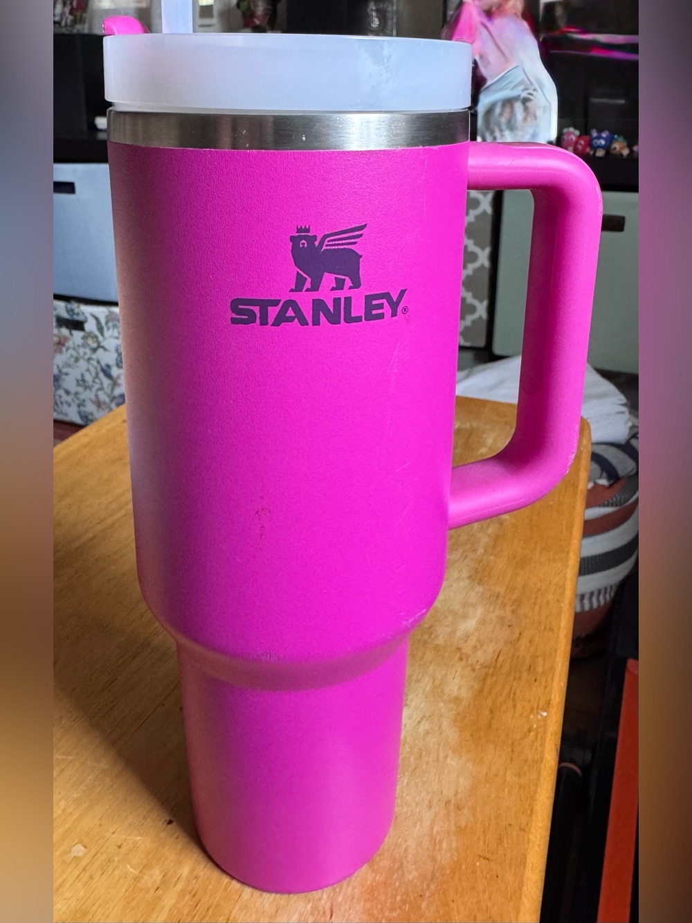 Stanley 40oz Hot Pink with Lid and Straw